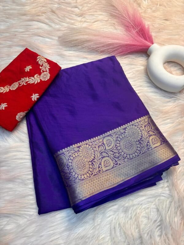 Trendy Collection of Beautiful Pure Chiffon Saree With Zari Border