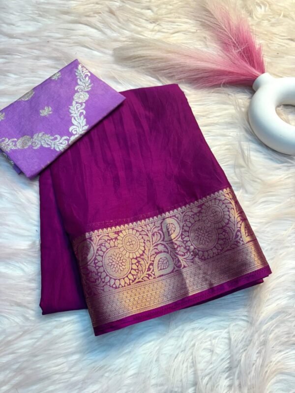 Trendy Collection of Beautiful Pure Chiffon Saree With Zari Border