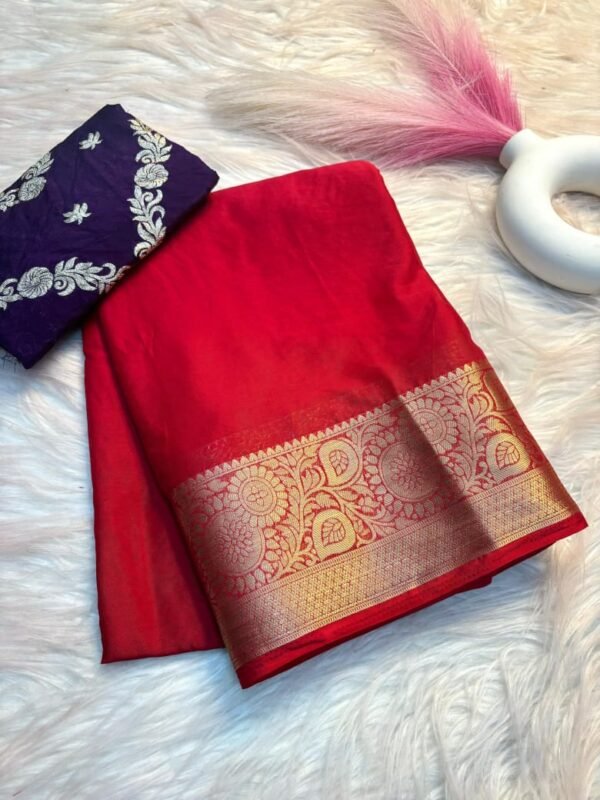 Trendy Collection of Beautiful Pure Chiffon Saree With Zari Border